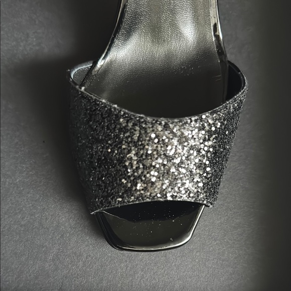 Giuseppe Zanotti Black Glittered Leather Sandals